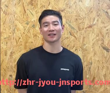 jiuyou九游娱乐-英超球衣后背球员名字印法规则与字体样式说明